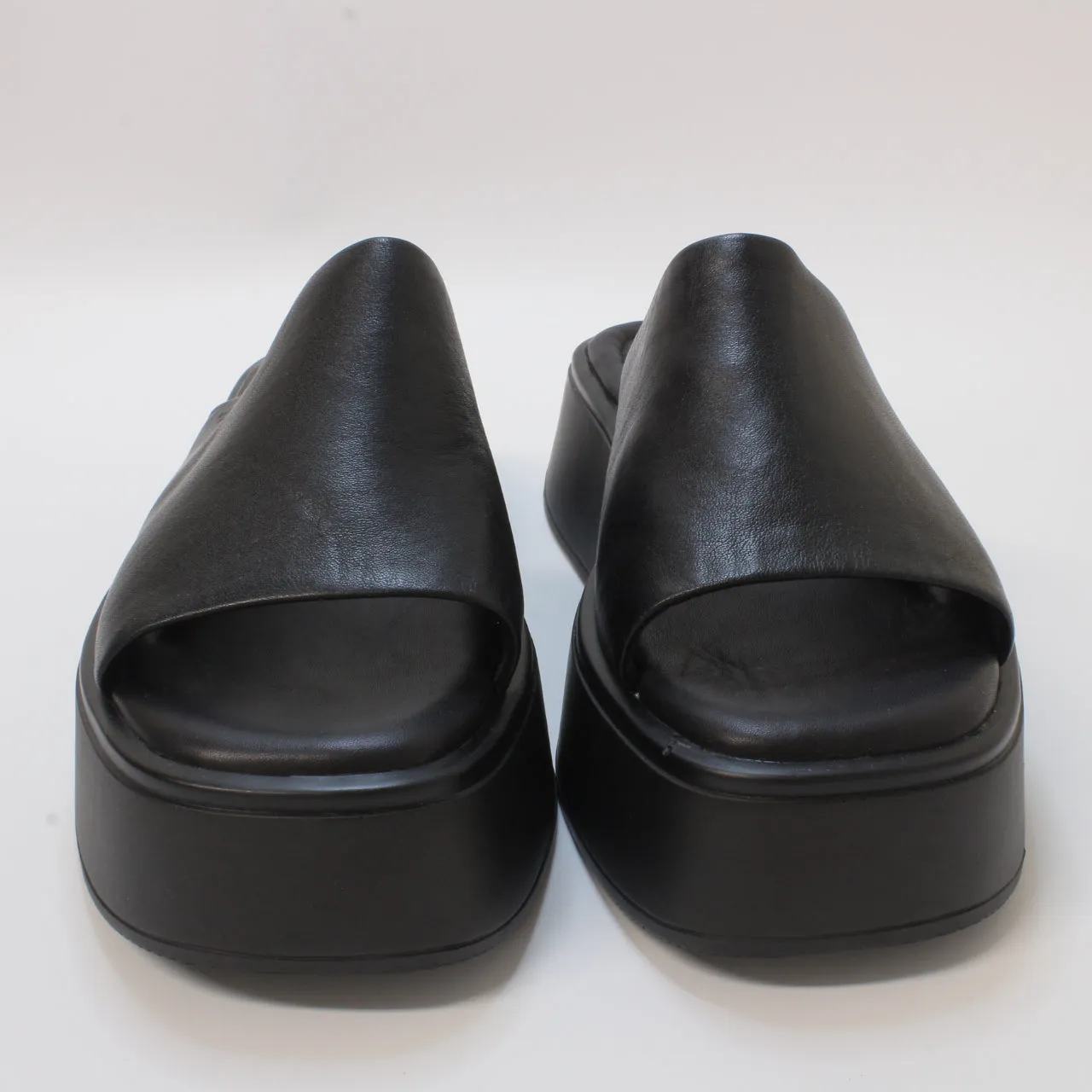 Womens Vagabond Shoemakers Courtney Slide 2 Black